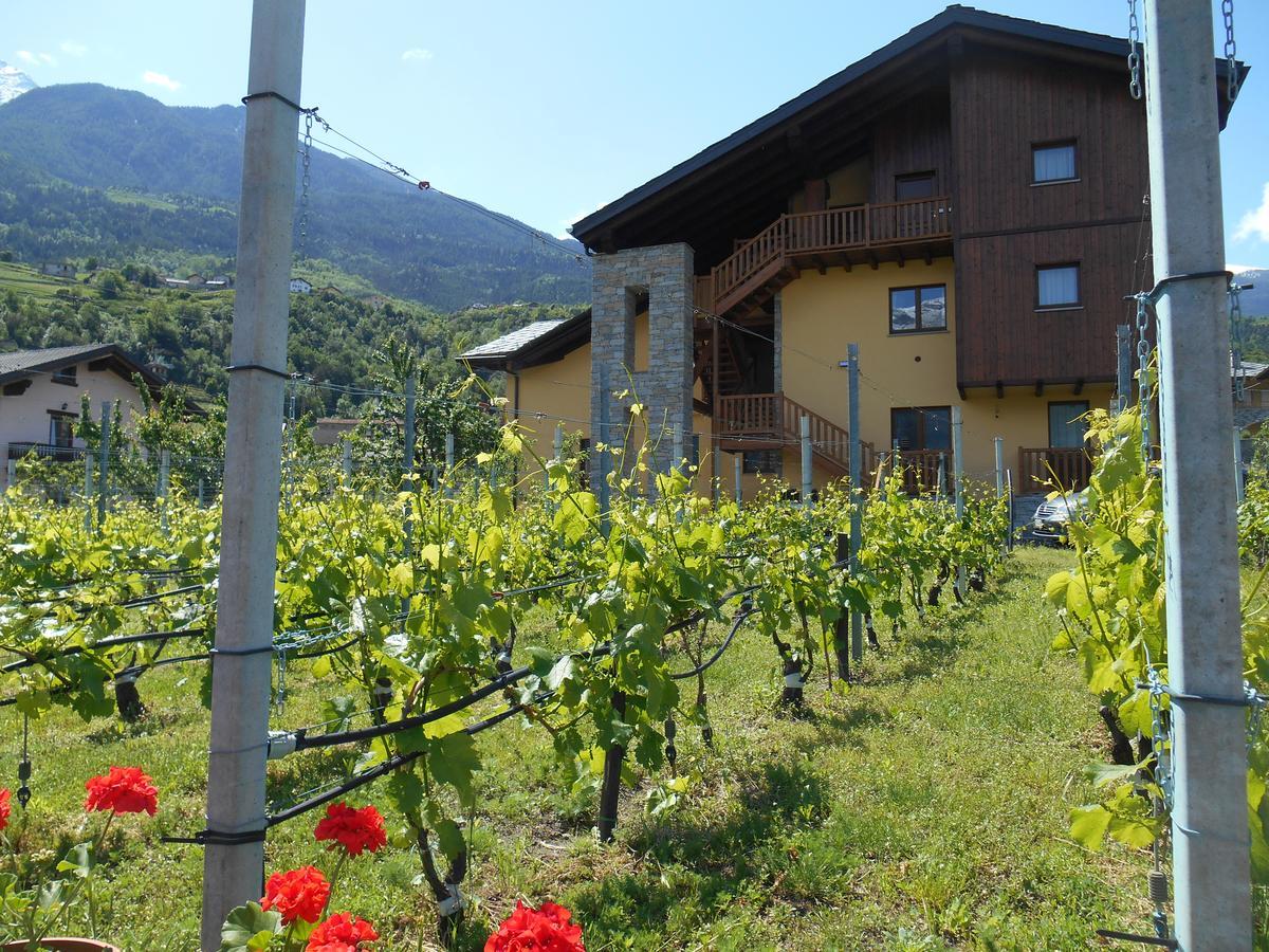 La Vigne De Papagran Aparthotel Aosta Exterior photo