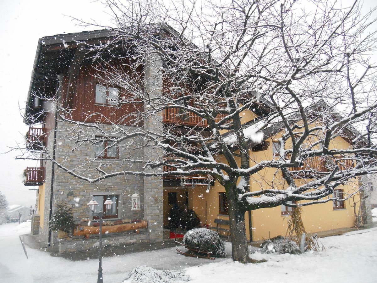 La Vigne De Papagran Aparthotel Aosta Exterior photo