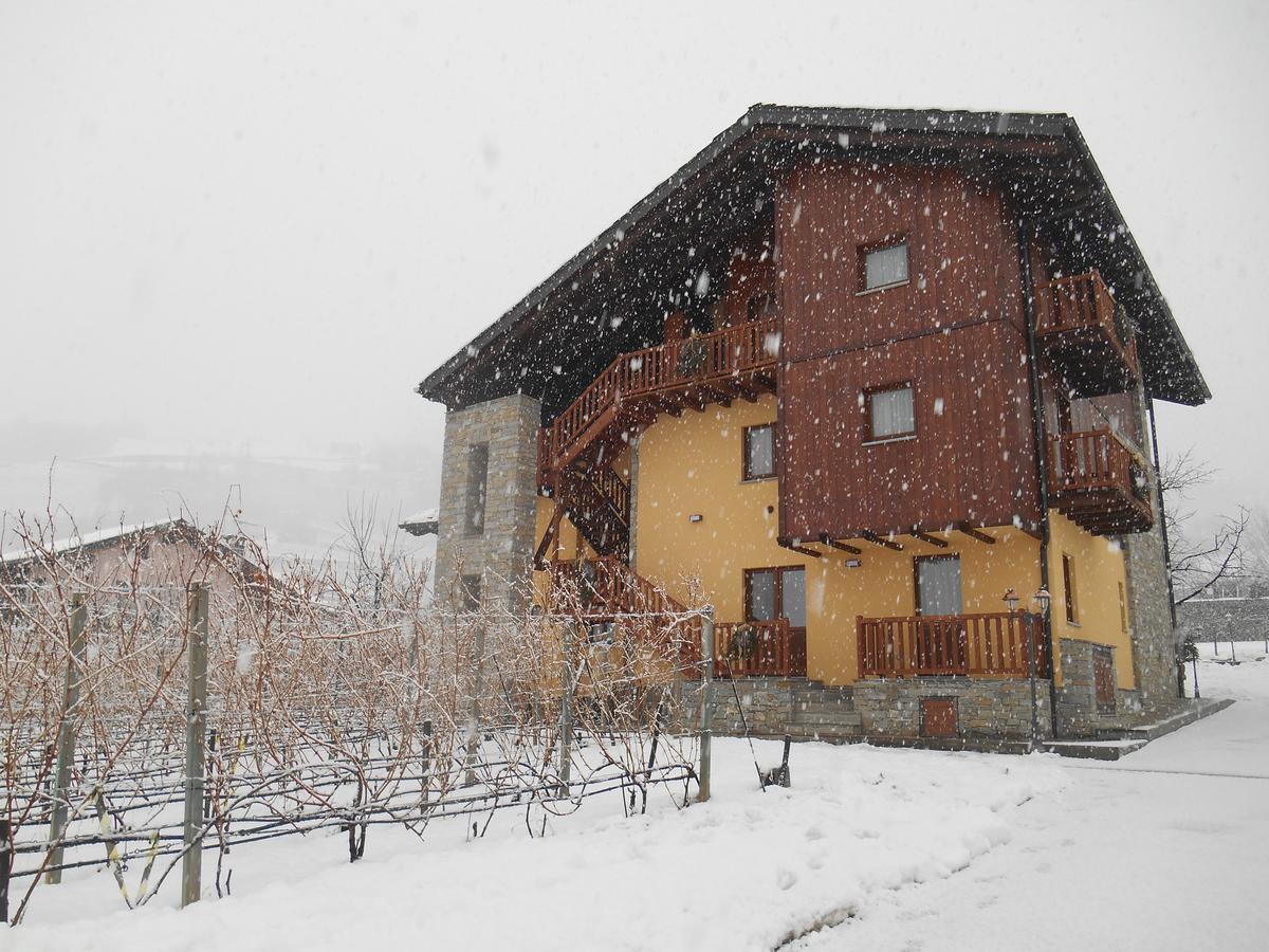 La Vigne De Papagran Aparthotel Aosta Exterior photo